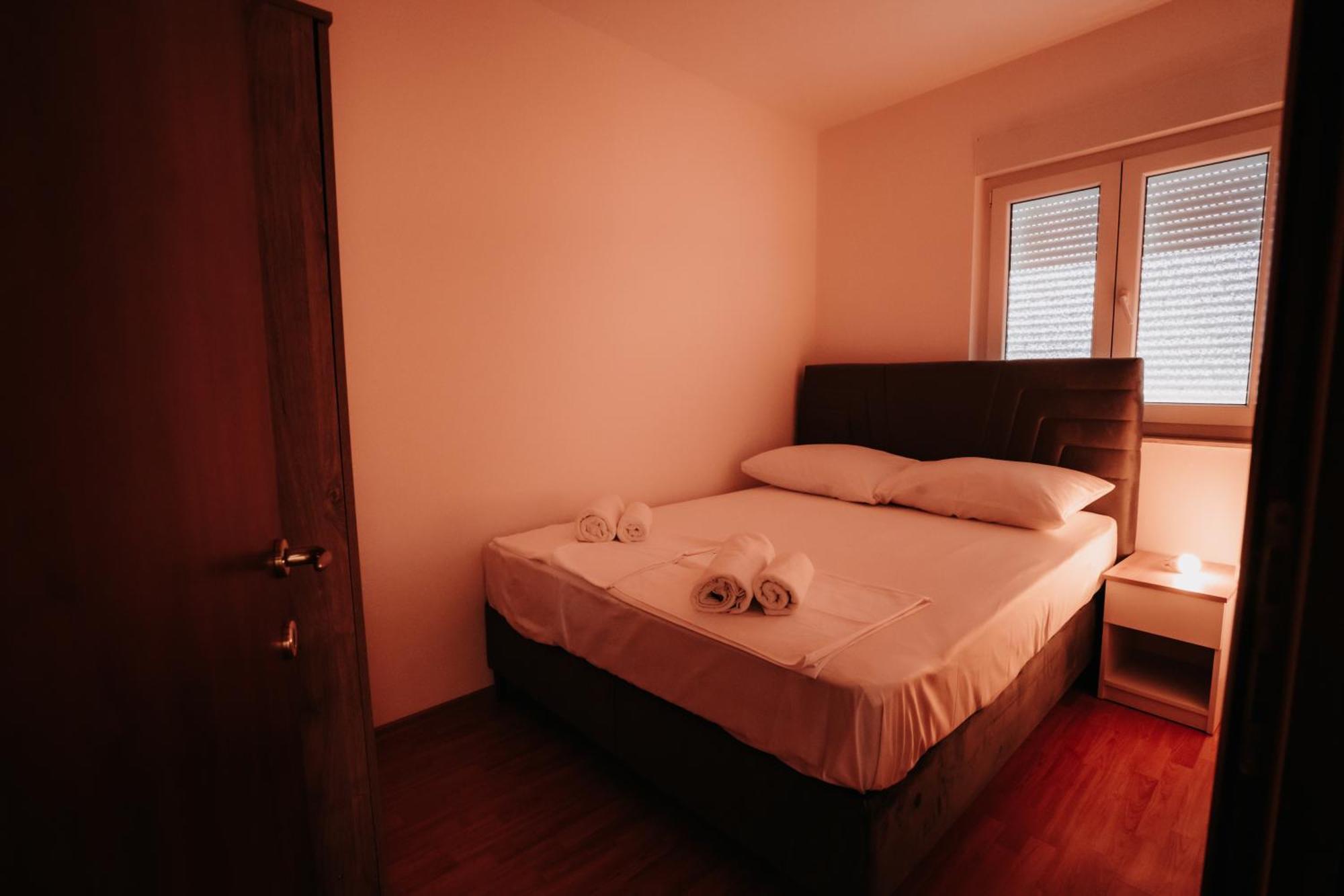 Riverside Apartments Мостар Екстериор снимка
